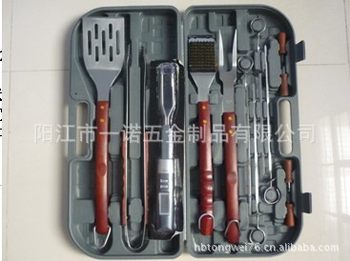 P-011Jb Barbecue Tools 14-Piece Set Plastic Box Barbecue Fork Shovel Brush Clip Bbq Combination Grill Tools