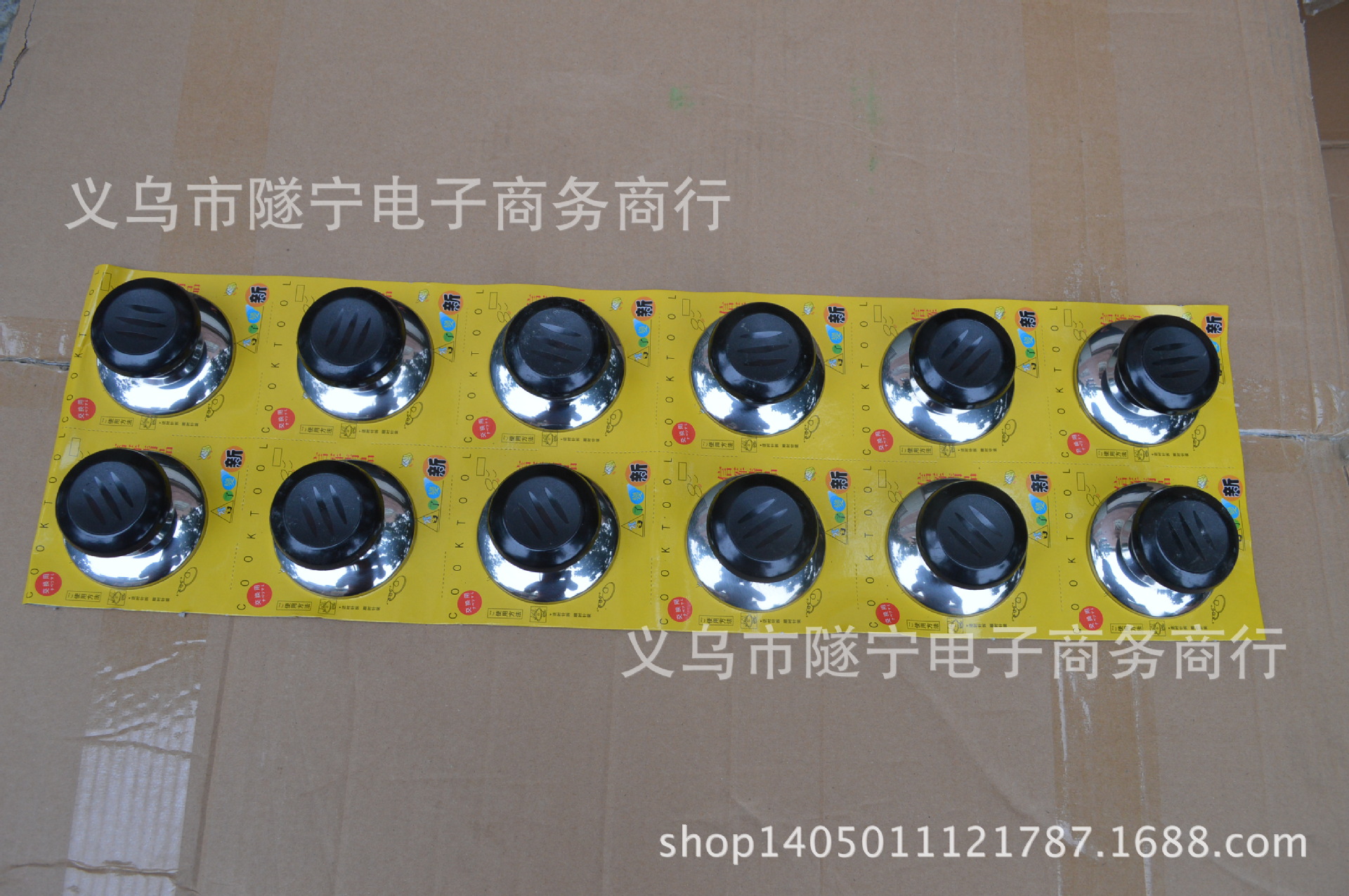 Black plastic pot top pressure cooker and other accessories family daily 2 yuan shop best selling Yiwu wholesale