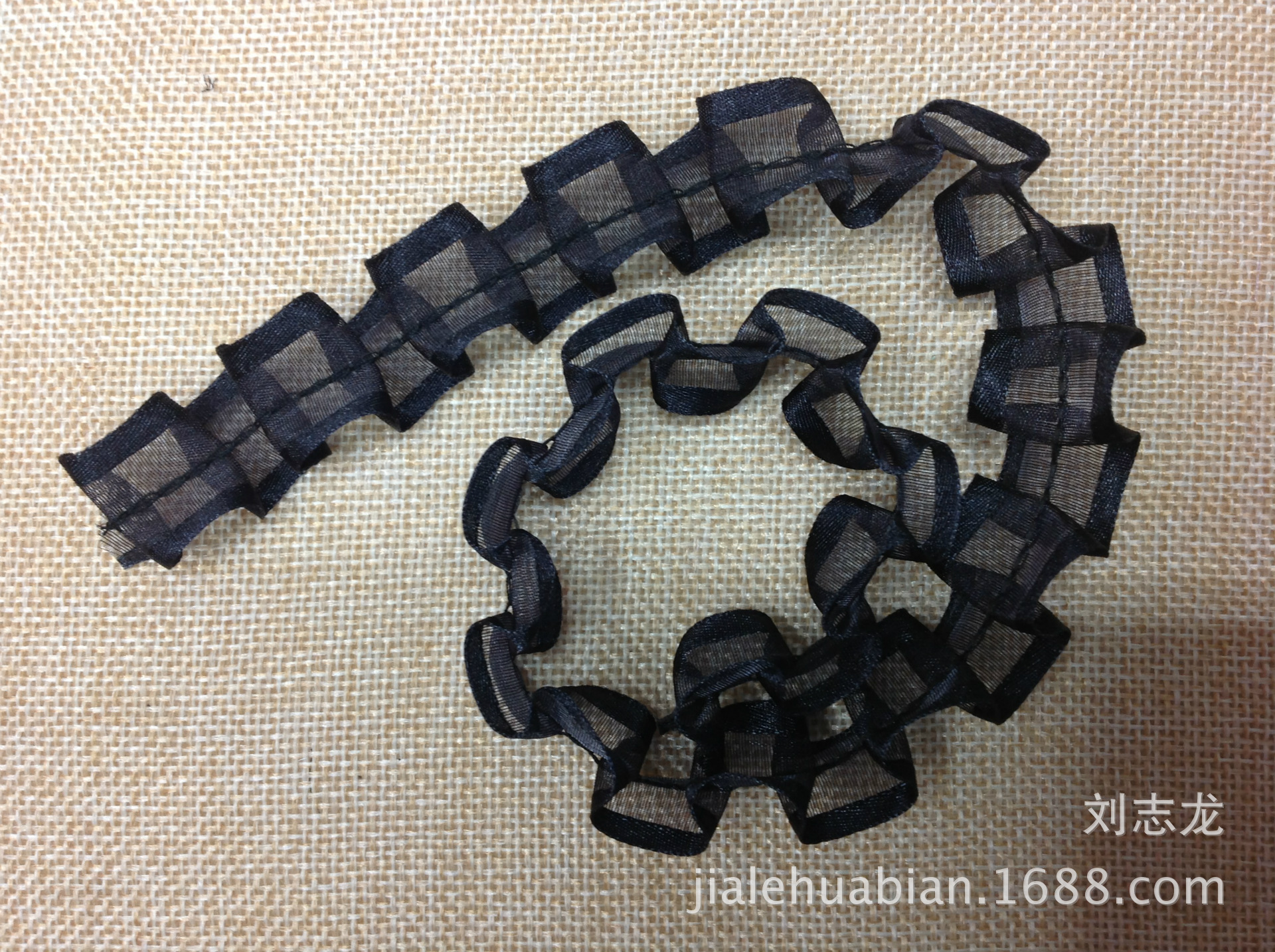 In stock supply 2CM wide edge yarn wrinkle lace high-end clothing accessories DIY handmade