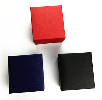 A watch box black, blue and red three-color jewelry packaging box carton only buy watch box does not ship