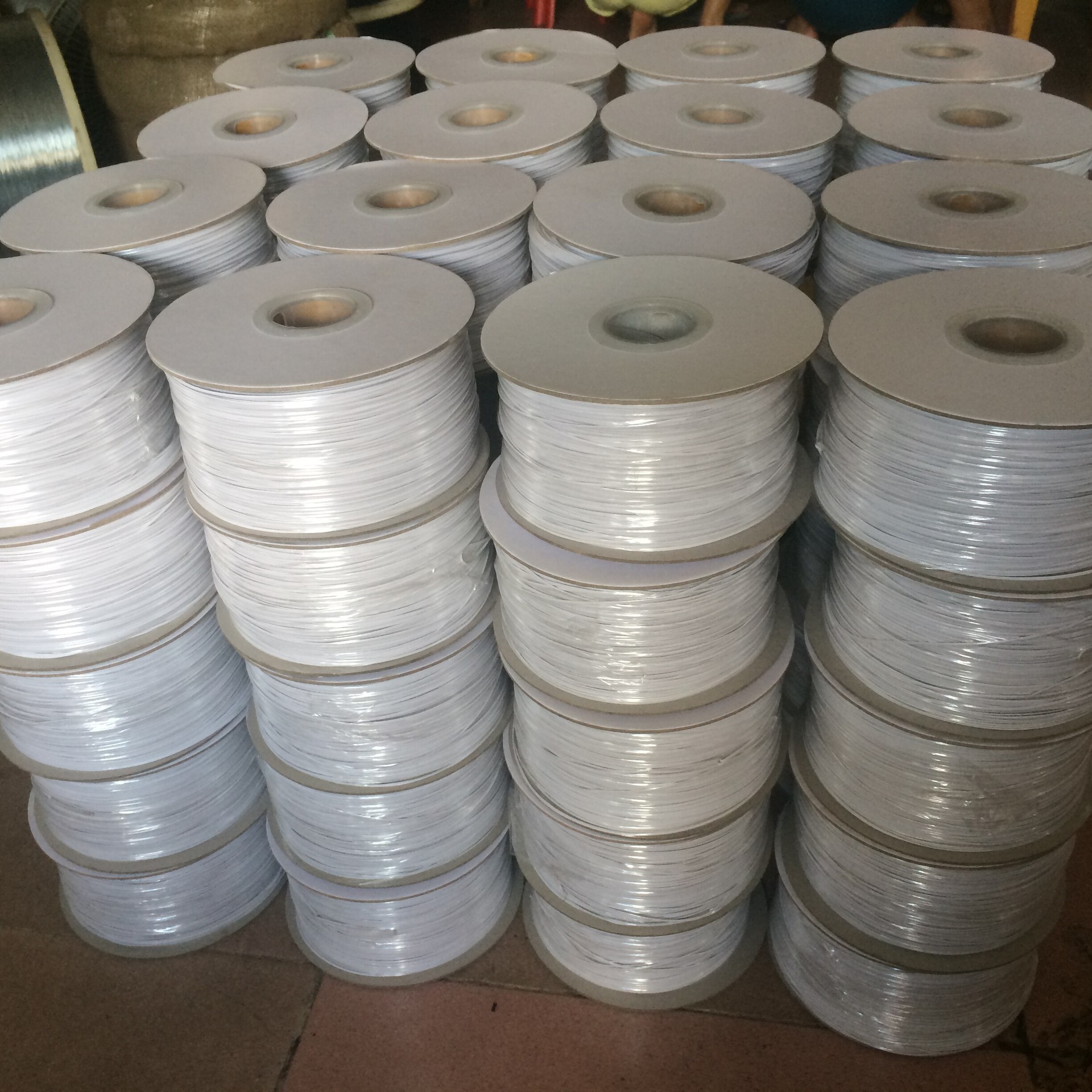 [Factory Wholesale] Black and White 0.45mm Flat Oval Wrapping Tie Tape 2mm Electro-galvanized Coating Tie Wire
