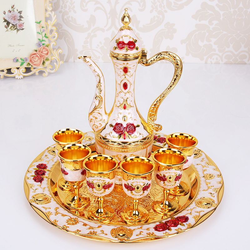 European-style Russian vintage Palace creative wine set household wedding metal gift hip flask set ornaments