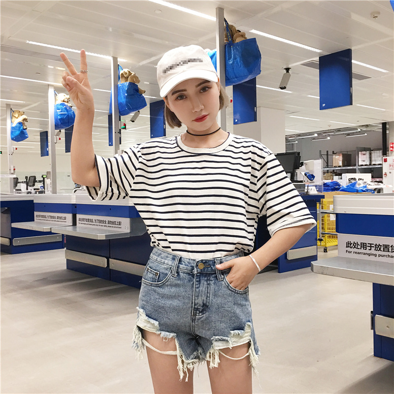 High Waisted Distressed Denim Shorts for Women Irregular Hem Frayed Edges Trendy Style Summer Casual Wear Wholesale