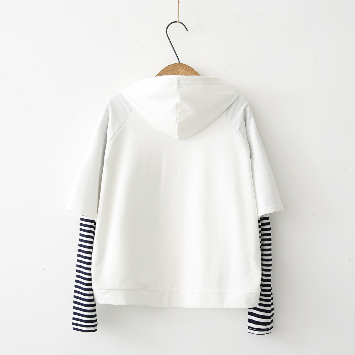 2017 Thu mùa đông mới theo phong cách gió luồn lỏng hai miếng sọc áo tay áo trùm đầu trùm đầu người phụ nữ bán buôn