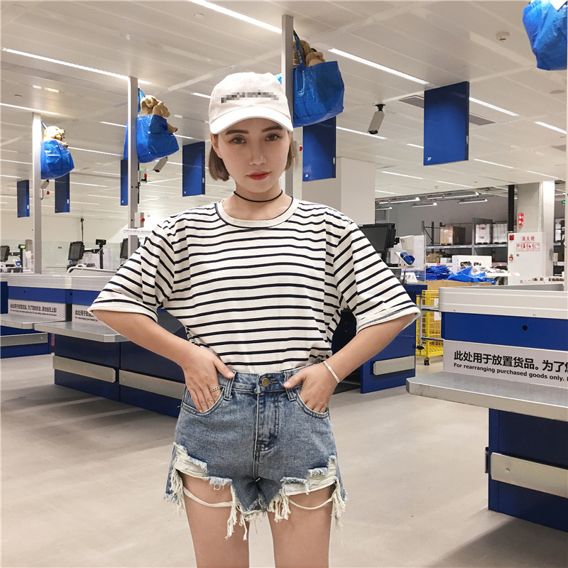 High Waisted Distressed Denim Shorts for Women Irregular Hem Frayed Edges Trendy Style Summer Casual Wear Wholesale