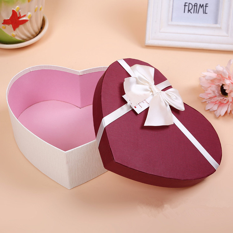 Empty Box Bow Heart-Shaped Gift Empty Box Wholesale Silk Scarf Packaging Box Chocolate Packaging Box Wholesale Paper Box