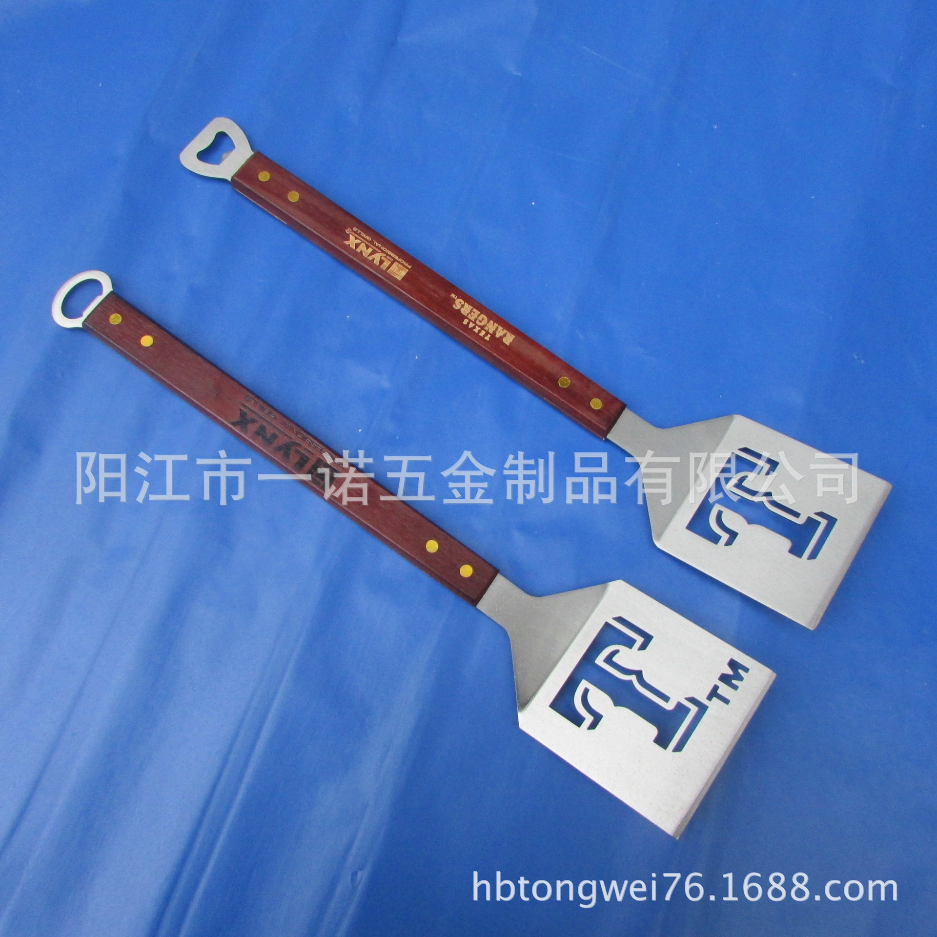 Manufacturer Supplies Combination Barbecue Tools Barbecue Shovel Aluminum Box Cloth Bag Go Set Grilling Tools Bbqbbq Utensils