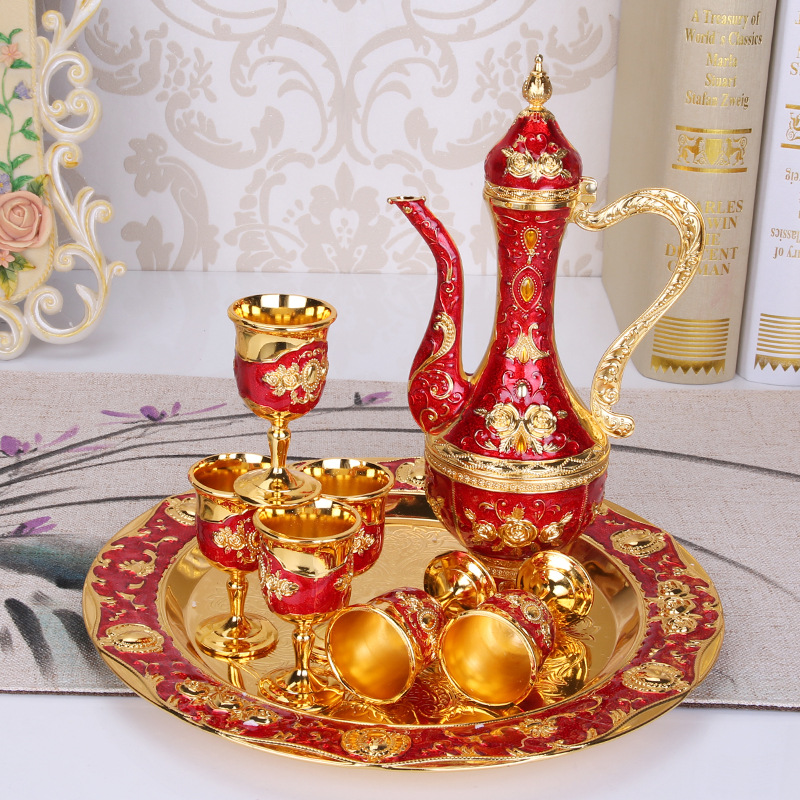 European-style Russian vintage Palace creative wine set household wedding metal gift hip flask set ornaments