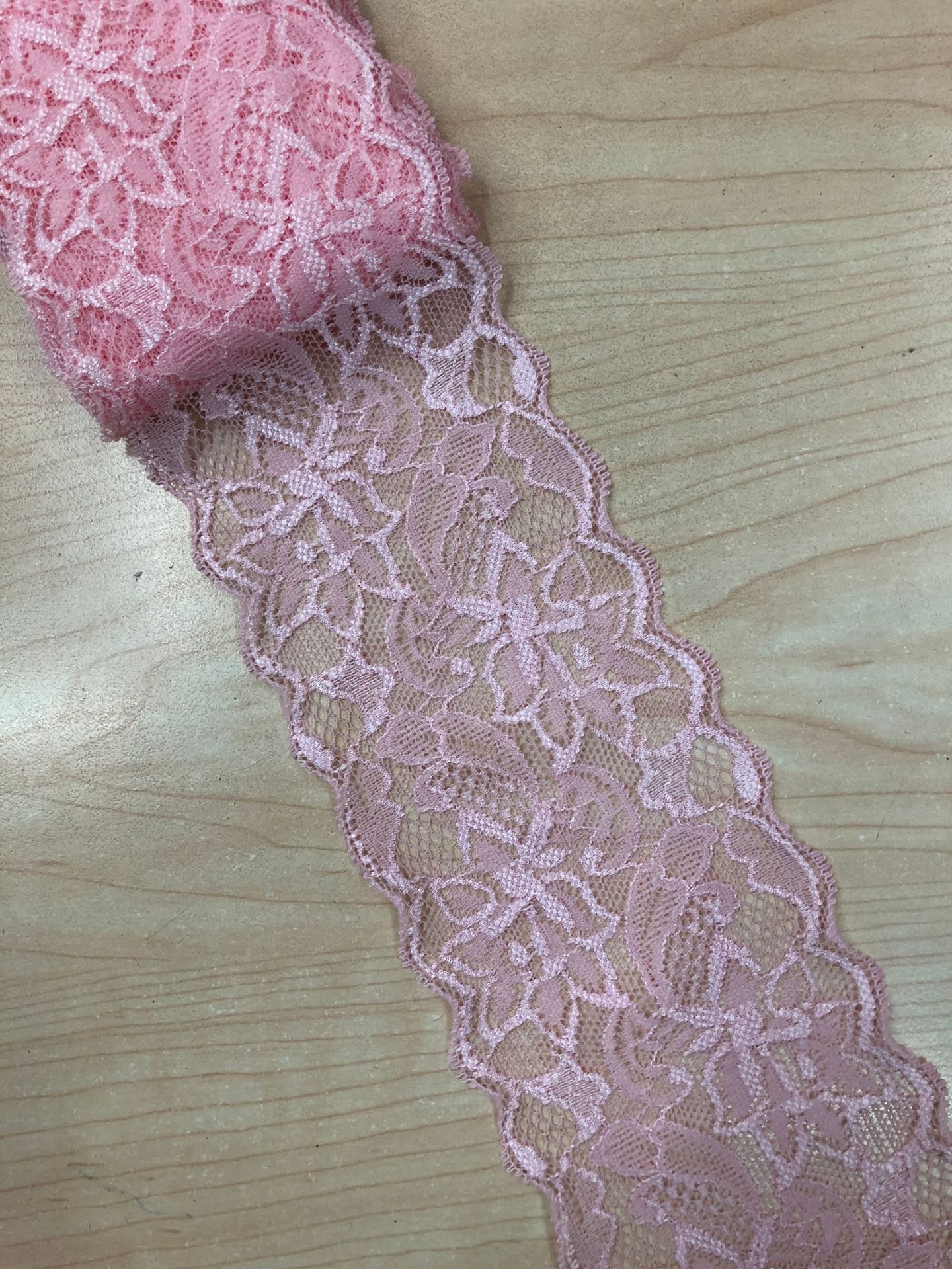 爆款氨纶花边弹力蕾丝花边服装辅料内衣辅料婚纱针织材料厂家直供