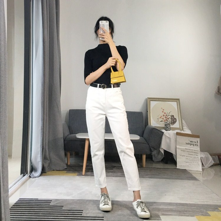 White High Waisted Straight Leg Jeans for Women Chic Vintage Style Loose Fit Cropped Length Casual Wear Wholesale