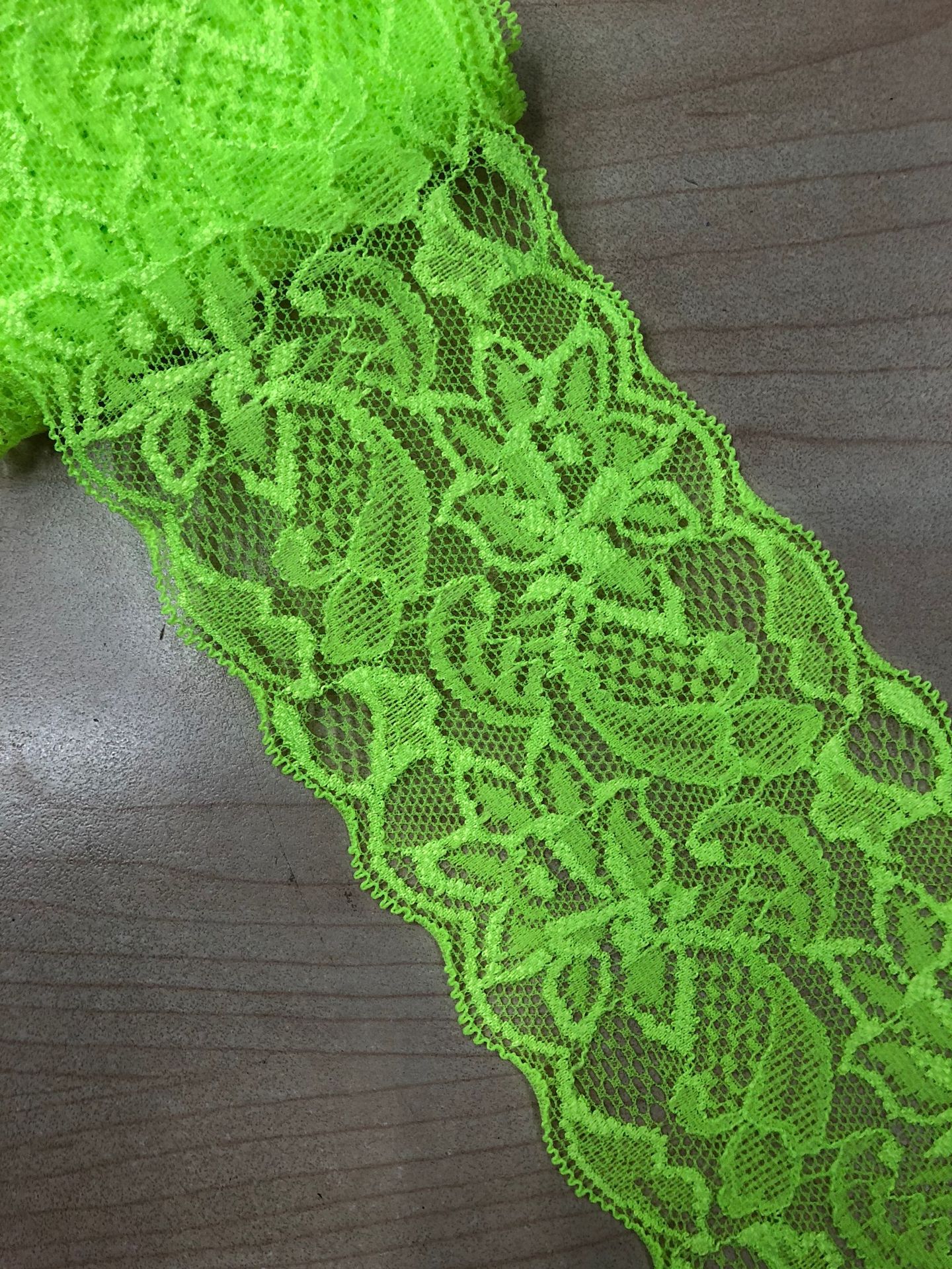 爆款氨纶花边弹力蕾丝花边服装辅料内衣辅料婚纱针织材料厂家直供