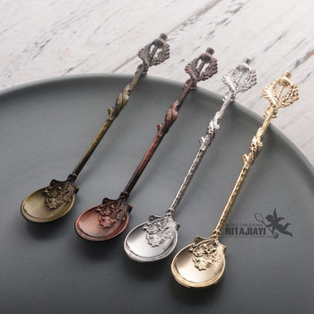 British Edward Age Thistle Leaf Coffee Spoon Replica Dessert Table Decoration Gift Box with Spoon Jy98