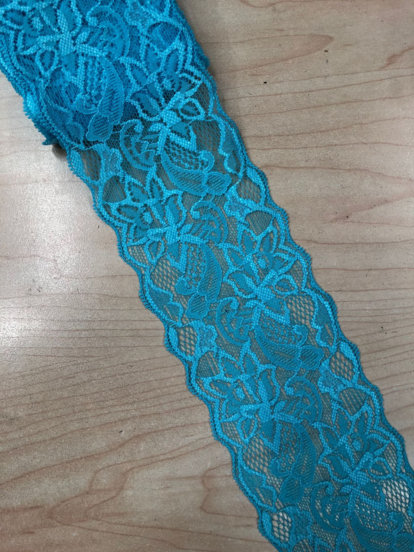 爆款氨纶花边弹力蕾丝花边服装辅料内衣辅料婚纱针织材料厂家直供