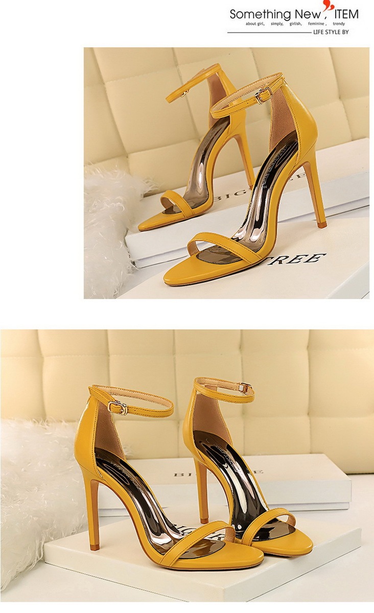 Giày sandal cao gót nữ quai ngang mũi hở gót mảnh phong cách thanh lịch — Màu bạc, Màu đen, Màu đỏ, Màu Kaki
