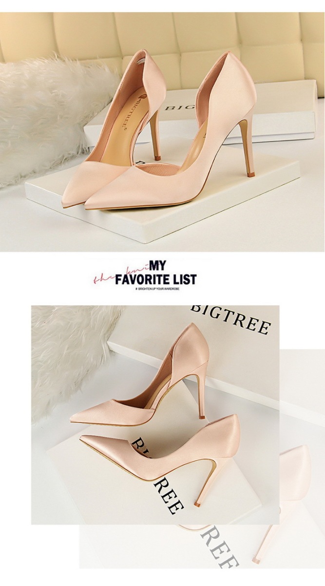 Giày cao gót nữ mũi nhọn chất liệu satin, hở gót khoét hông quyến rũ — Màu bạc, Màu đen, Màu đỏ, Màu đỏ rượu