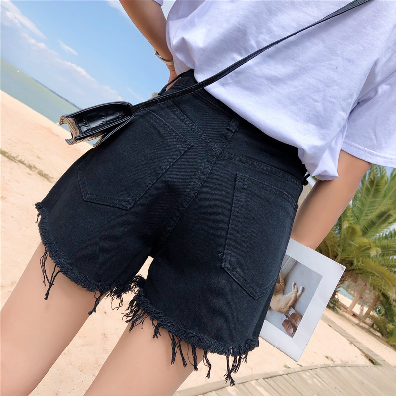 High Waisted Denim Shorts Loose Fit Button Detail Frayed Hem Casual Summer Wear for Students Wholesale Available