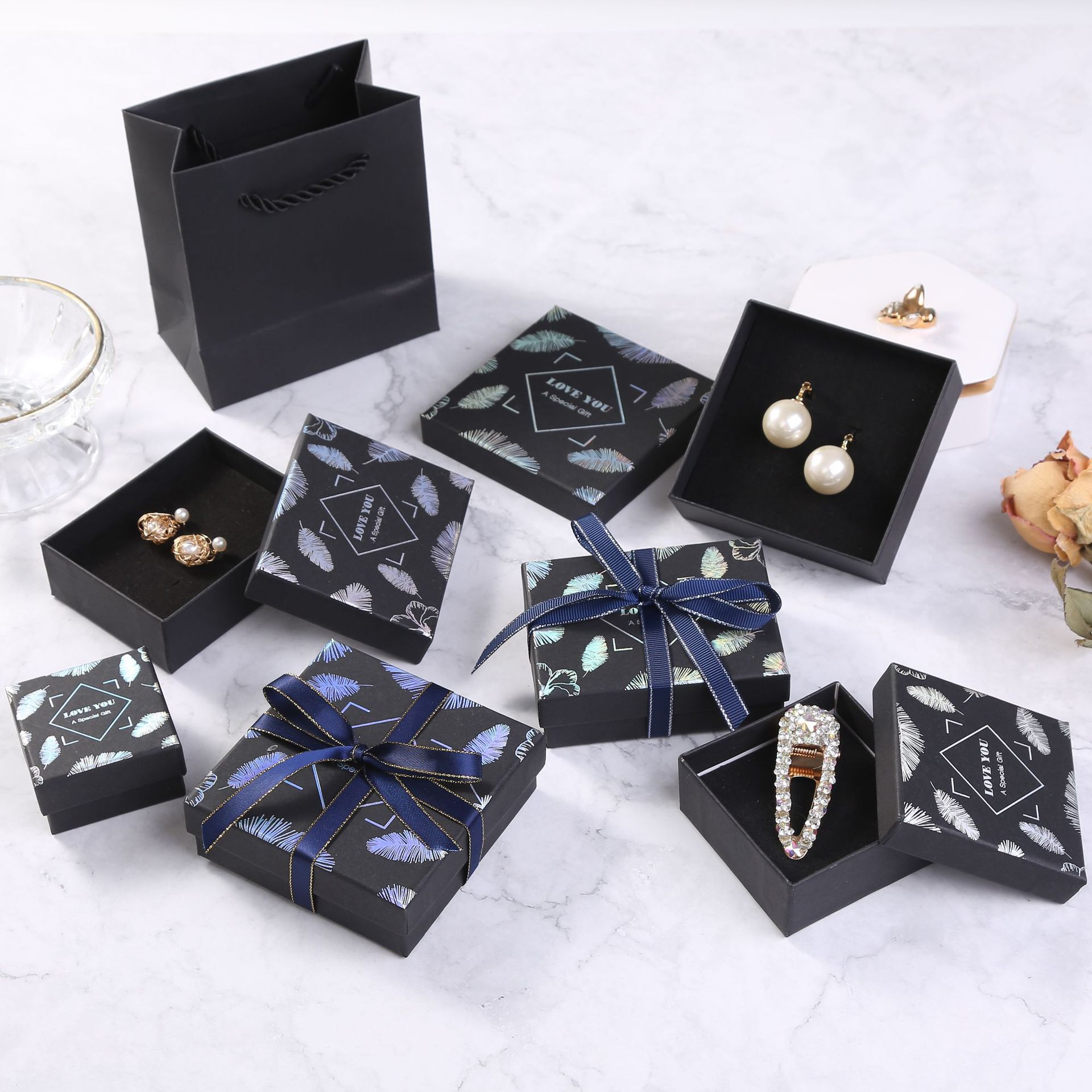 Wholesale Gold Foil Jewelry Packaging Boxes with Lid and Base for Earrings, Necklaces, Bracelets, Gift Boxes, Black Jewelry Boxes in Various Sizes