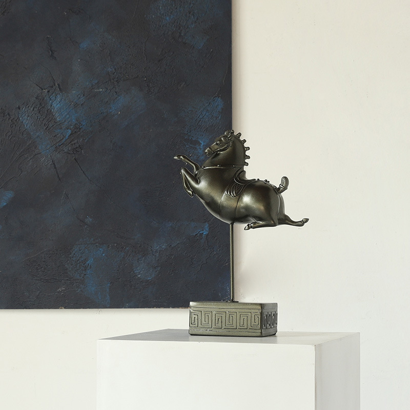 家具软装树脂工艺品马 室内家居设计配件客厅摆件仿古奔马定制