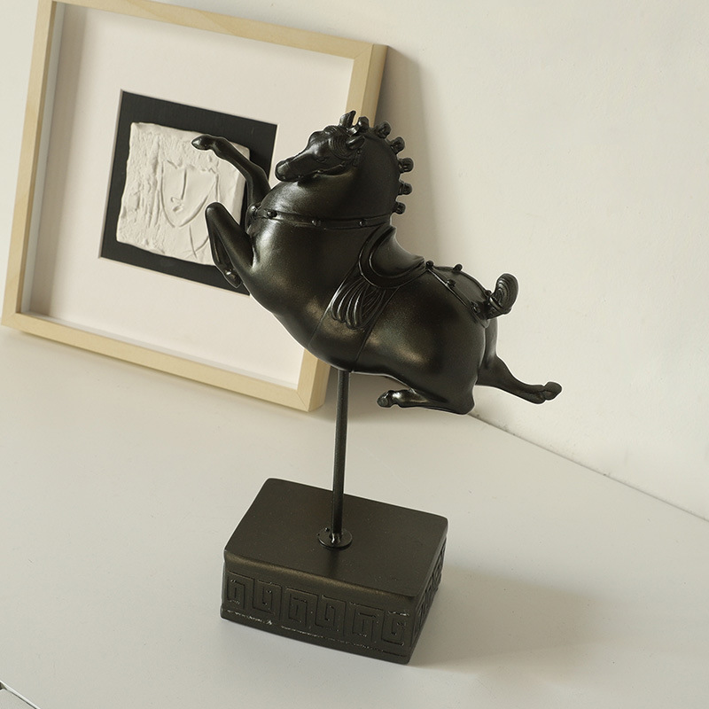 家具软装树脂工艺品马 室内家居设计配件客厅摆件仿古奔马定制