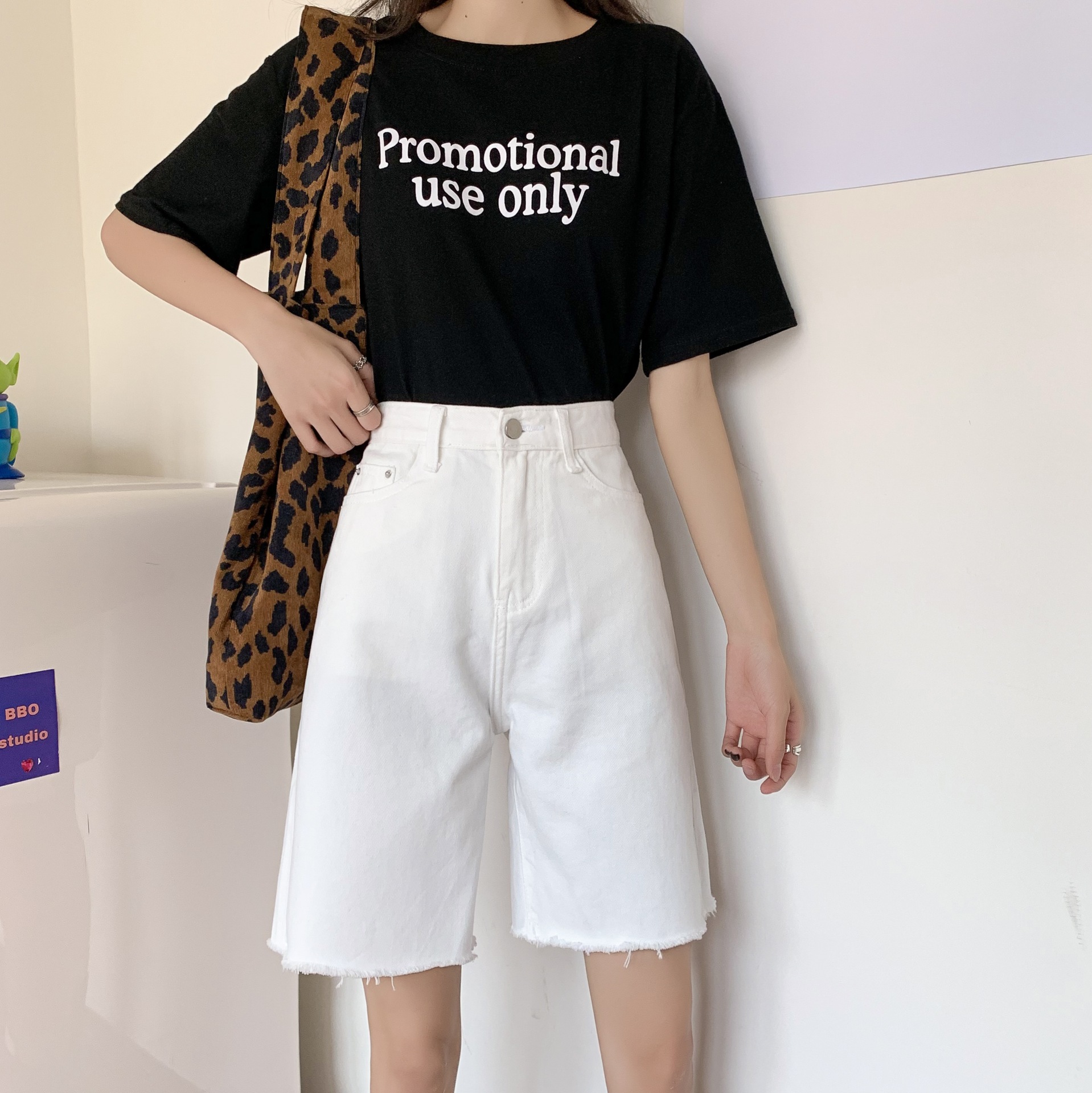 High Waisted Denim Shorts for Women Slim Fit Versatile Casual Style Perfect for Summer Wholesale Available
