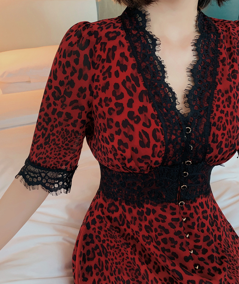 Đầm maxi ren nữ V cutout dáng suông tay lỡ họa tiết hoa — [Đỏ] chi tiết 13