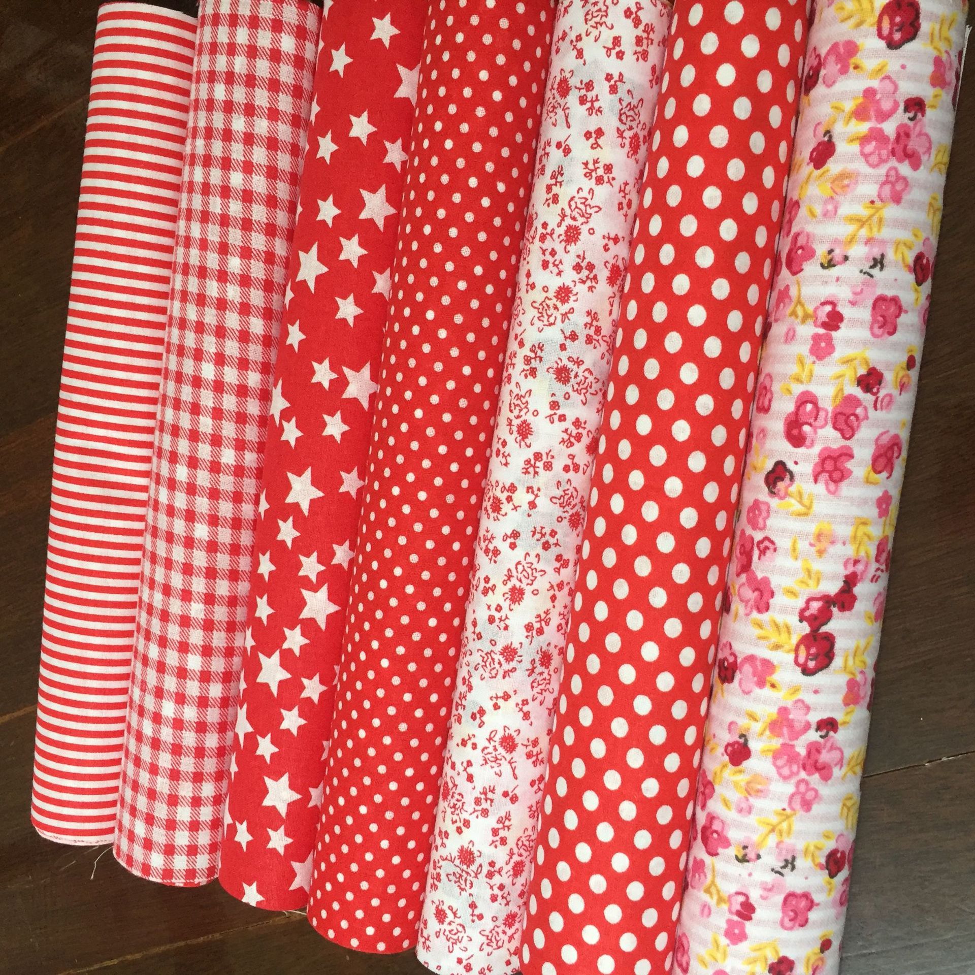 Cross-border new DIY handmade patchwork group cotton small floral cloth red small cotton printed fabric