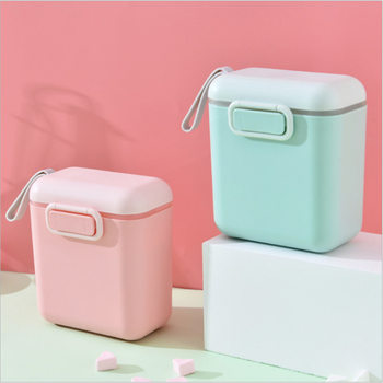 Baby milk powder portable portable baby milk powder storage tank large capacity sealed snack box