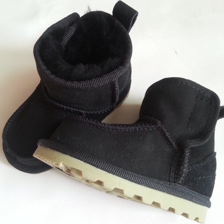 Factory Direct supply wool integrated children's shoes winter warm sheepskin fur integrated small children's cotton shoes Children's snow boots
