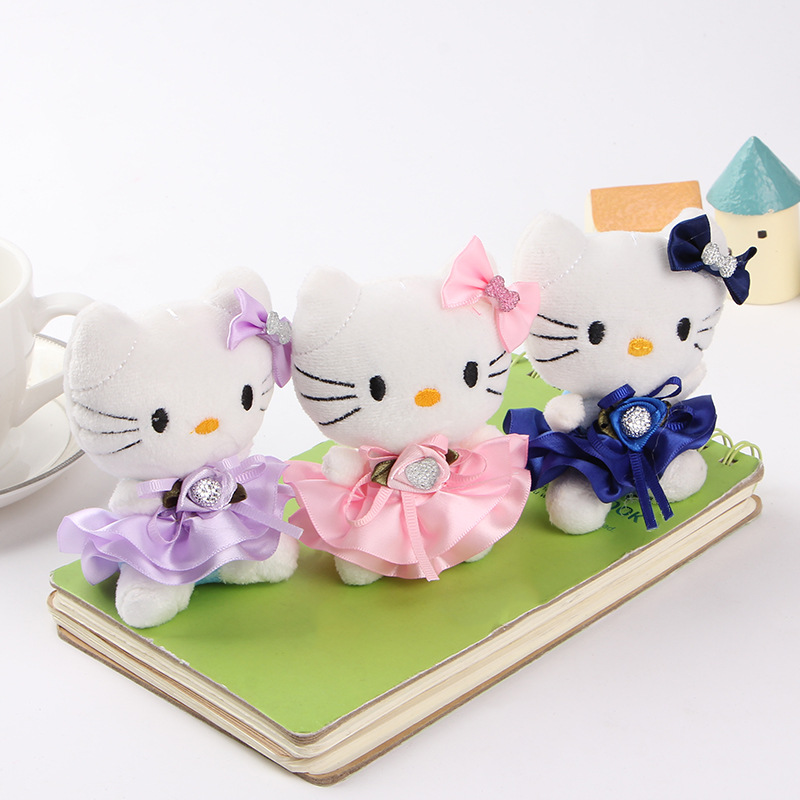 กระโปรงเพชรลูกแมวตุ๊กตาจี้การ์ตูนช่อดอกไม้วัสดุงานแต่งงานตุ๊...