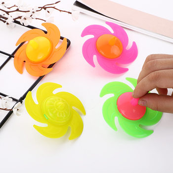 Free shipping outdoor color plastic torque gyro children's small toys stall toys to push small gifts wholesale