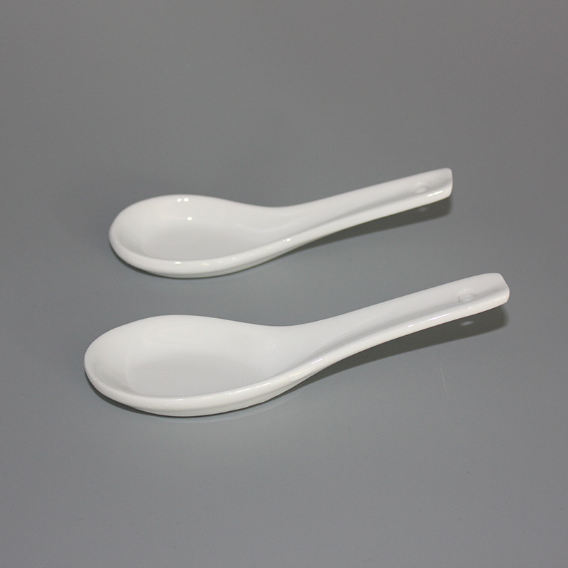 Ceramic soup spoon printed logo high white reinforced porcelain spoon restaurant tableware disinfection tableware soup spoon wholesale