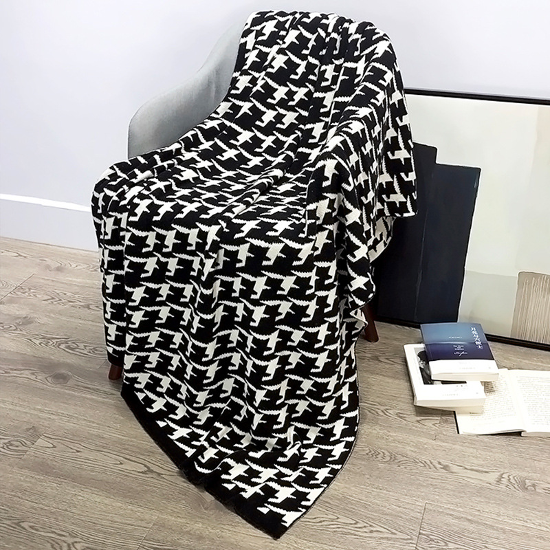 Nordic Style Houndstooth Blanket Board Room Sofa Blanket Soft Blanket Knitted Blanket Wool Leisure Blanket