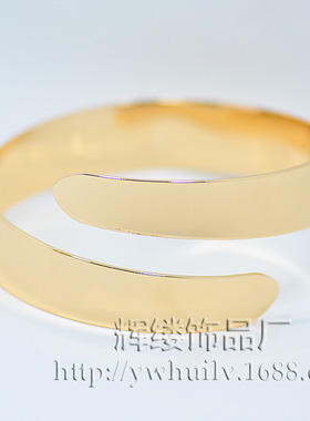 新款速卖通热卖手饰品 欧美极简风合金朋克夸张臂环光面手镯