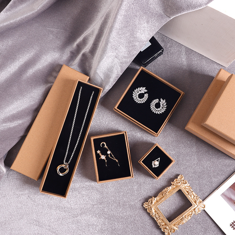 Wholesale vintage kraft paper jewelry box heaven and earth cover black jewelry box ring jewelry box necklace box in stock