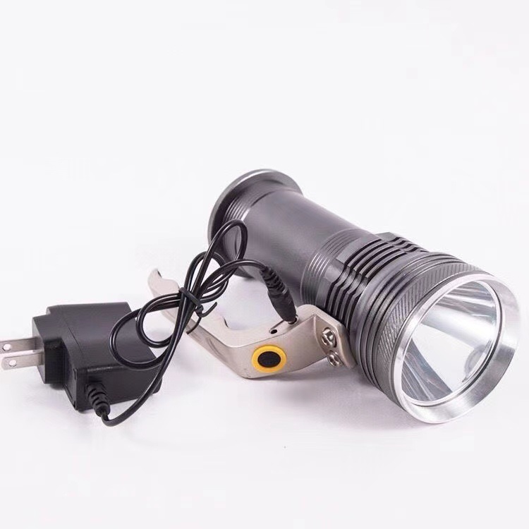 New portable lamp wholesale waterproof aluminum alloy strong light rechargeable flashlight manufacturers new products a generation of hair