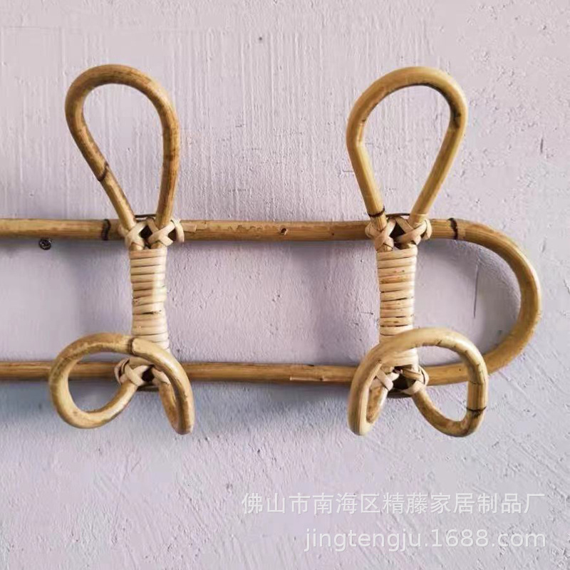 Handmade Indonesian children's clothing store rattan clothes rack hanger bedroom hat rack wall hook retro decoration