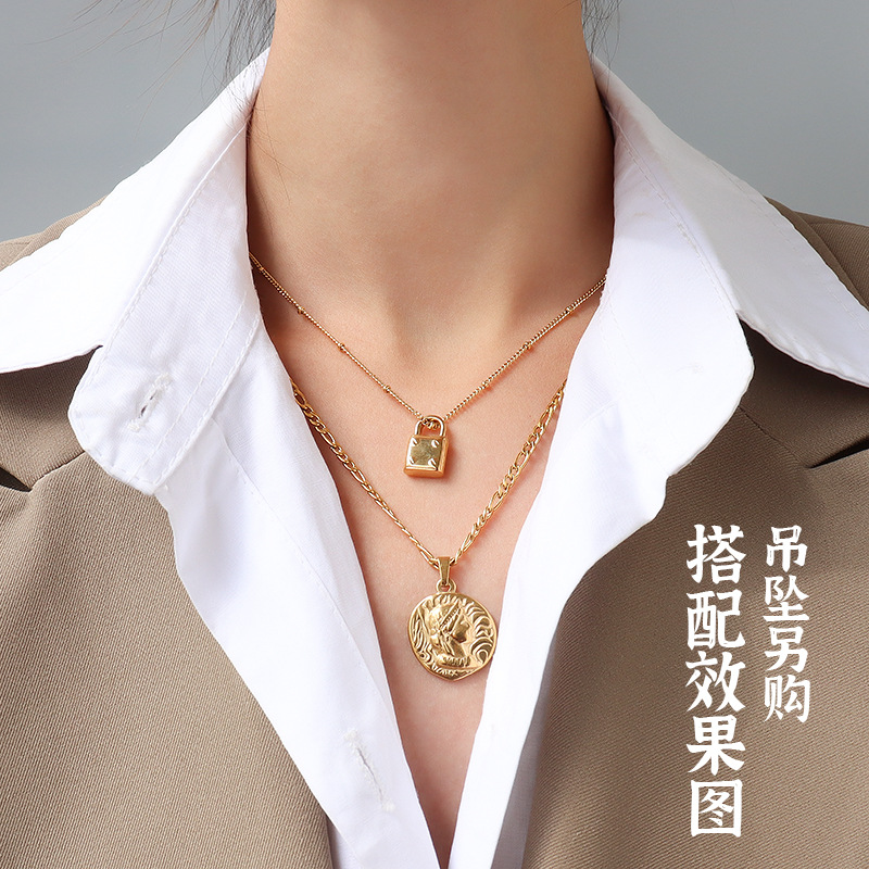 Cross Chain Gipsophila Snake Bone Chain Twist Chain Box Chain Fish Mouth Chain Vertical Square Chain Titanium Steel 18K Gold Clavicle Necklace