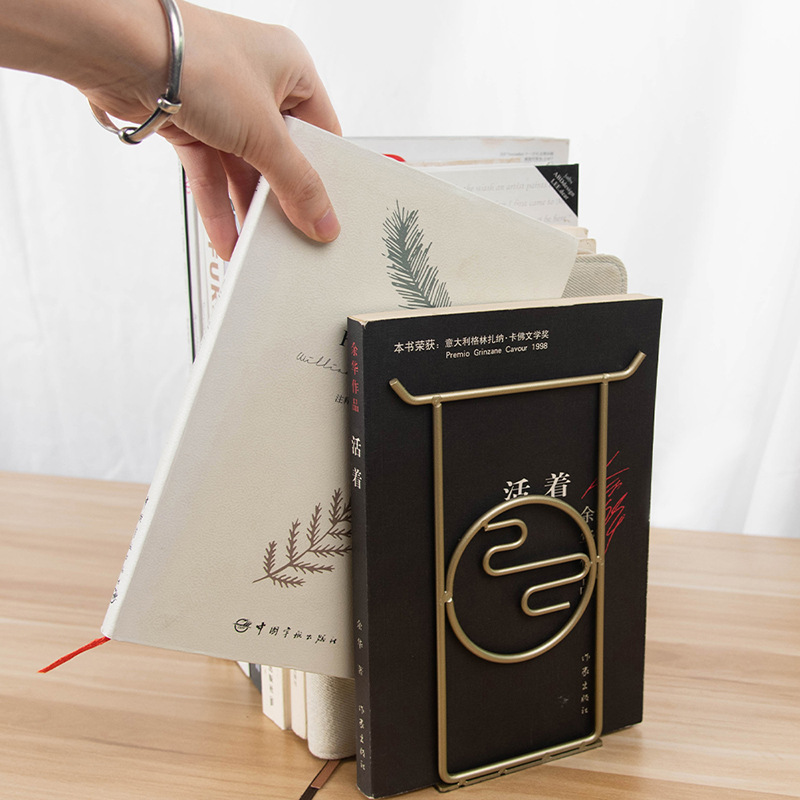 Factory in stock wholesale Chinese style Creative Metal bookend desktop storage decoration book stand book stand decoration