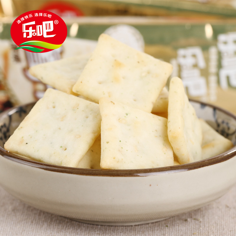 Leba potato chips non-fried casual baking food Tianjin snack factory snack 50g Full box wholesale