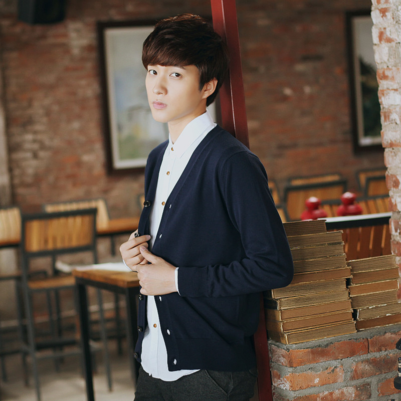 春秋装新款针织线衫男开衫薄款毛衣纯色青年男士纯棉V领针织外套