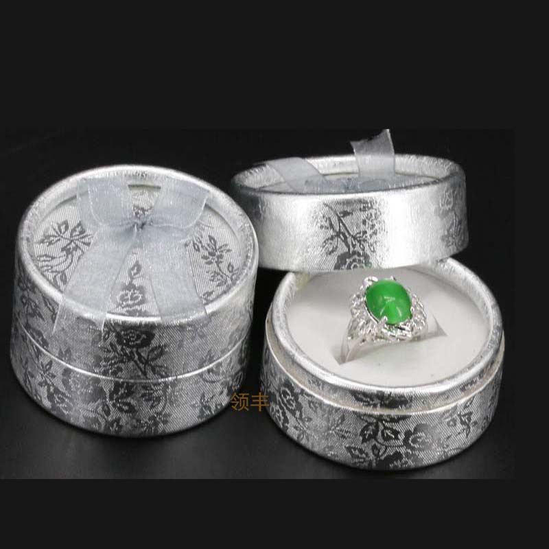 Small Round Christmas Gift Box Ring Earring Box Silver Hairpin Jewelry Packaging Box Korean Jewelry Box Factory Wholesale