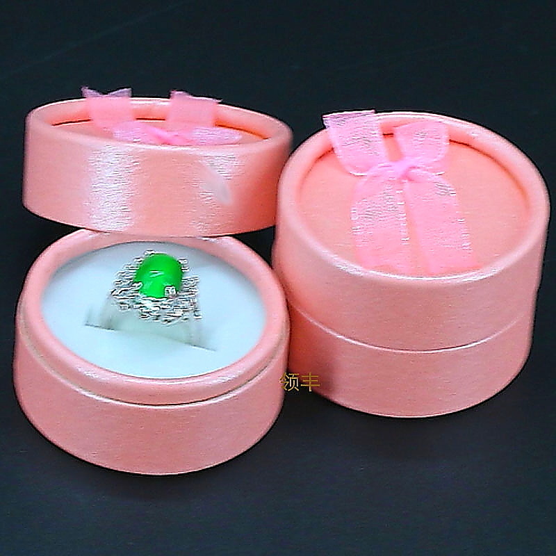 Small Round Christmas Gift Box Ring Earring Box Silver Hairpin Jewelry Packaging Box Korean Jewelry Box Factory Wholesale