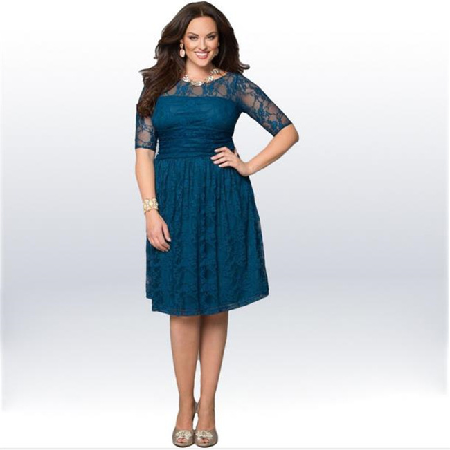 Plus Size Lace Dress Elegant Solid Color Sexy Design Comfortable Fit Perfect for Parties and Special Occasions