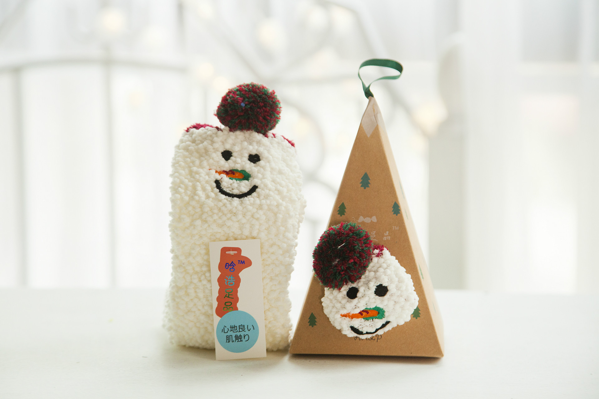 日系圣诞地摊袜子刺绣立体家居珊瑚绒卡通加厚毛巾地板半边绒女袜