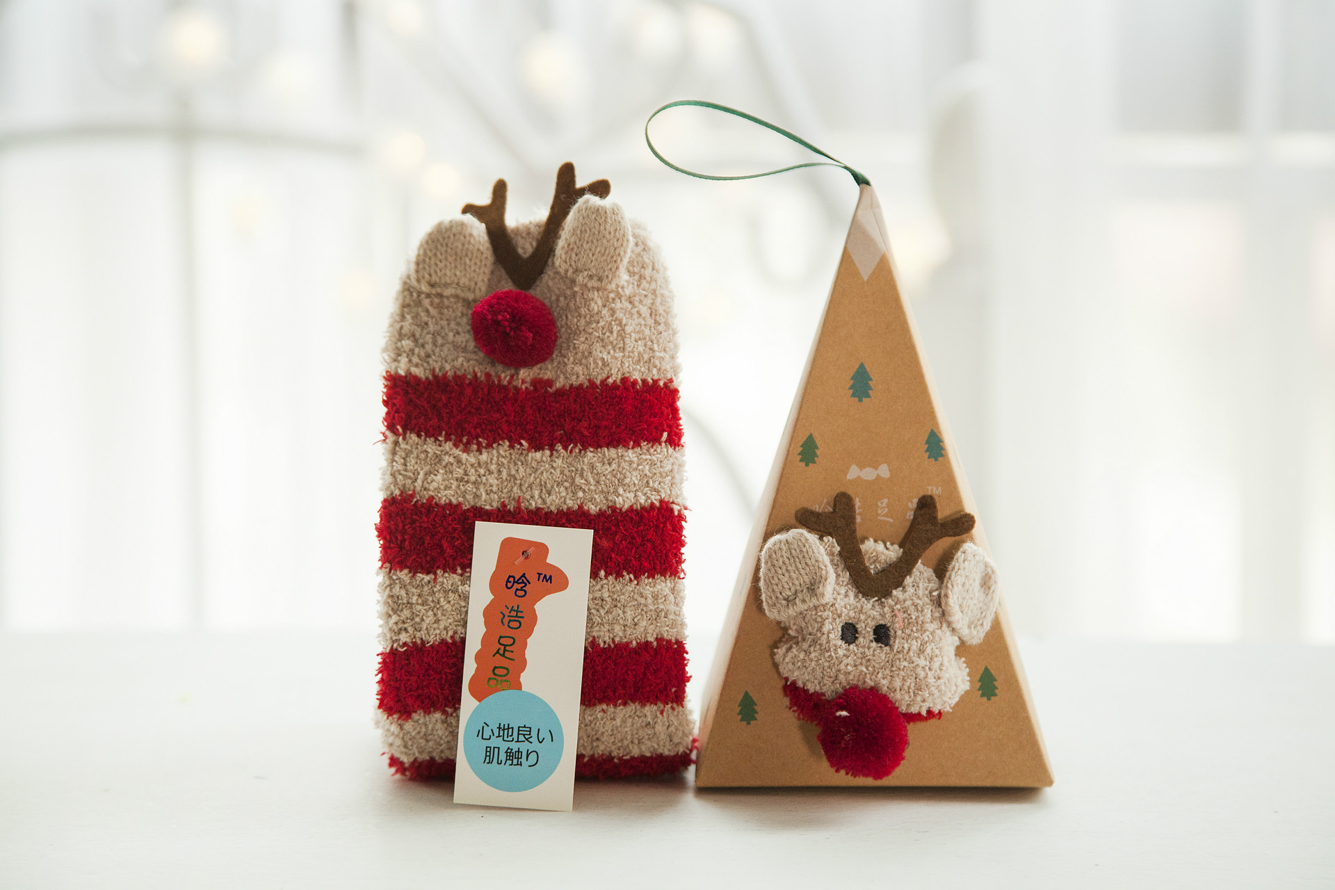 日系圣诞地摊袜子刺绣立体家居珊瑚绒卡通加厚毛巾地板半边绒女袜