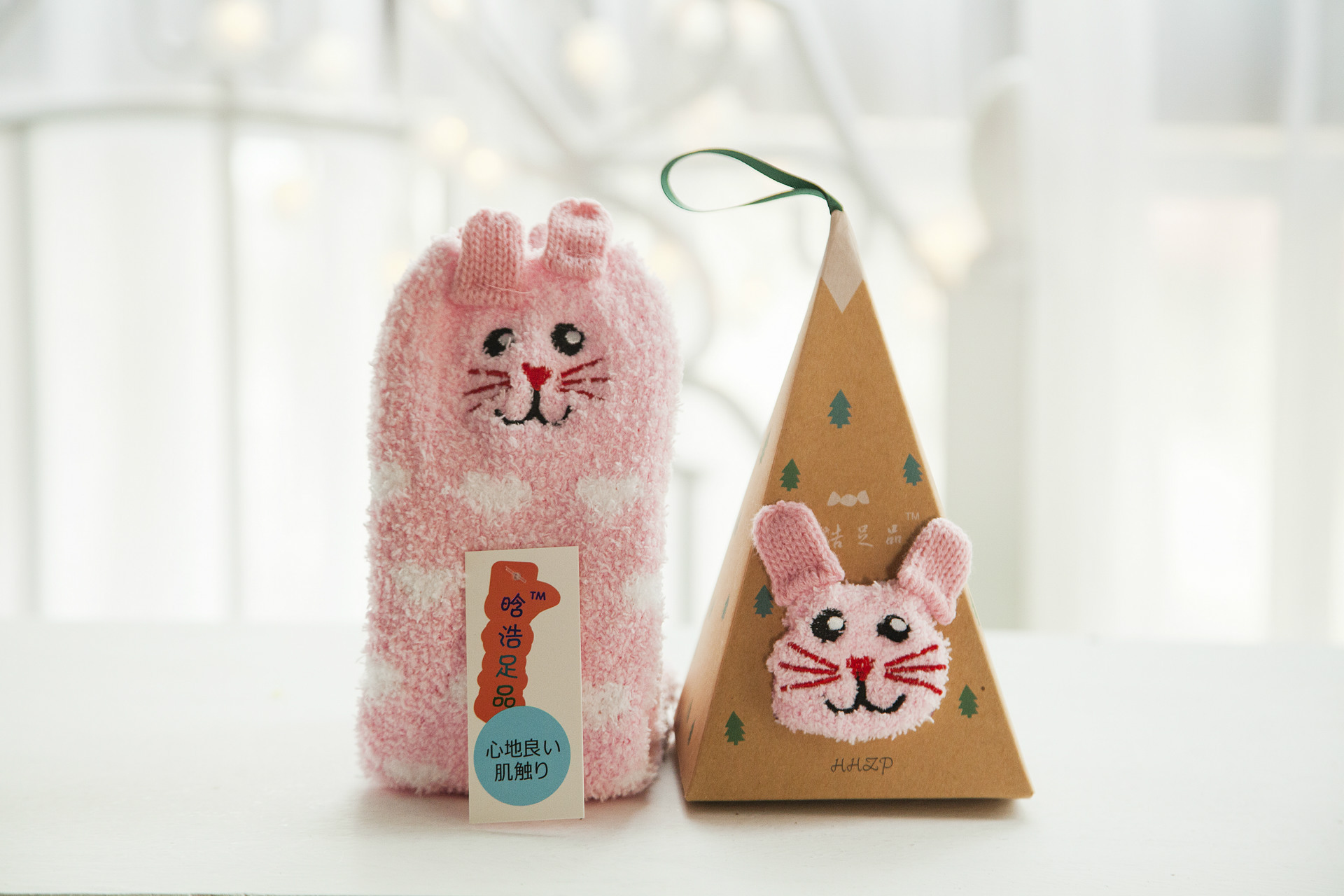 日系圣诞地摊袜子刺绣立体家居珊瑚绒卡通加厚毛巾地板半边绒女袜