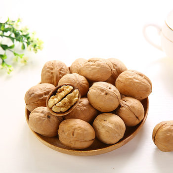 Xinjiang Specialty Thin-Skinned Large Walnuts, Primary Agricultural Products, Fragile Paper-Skinned Nuts, Snacks Originating from Xinjiang