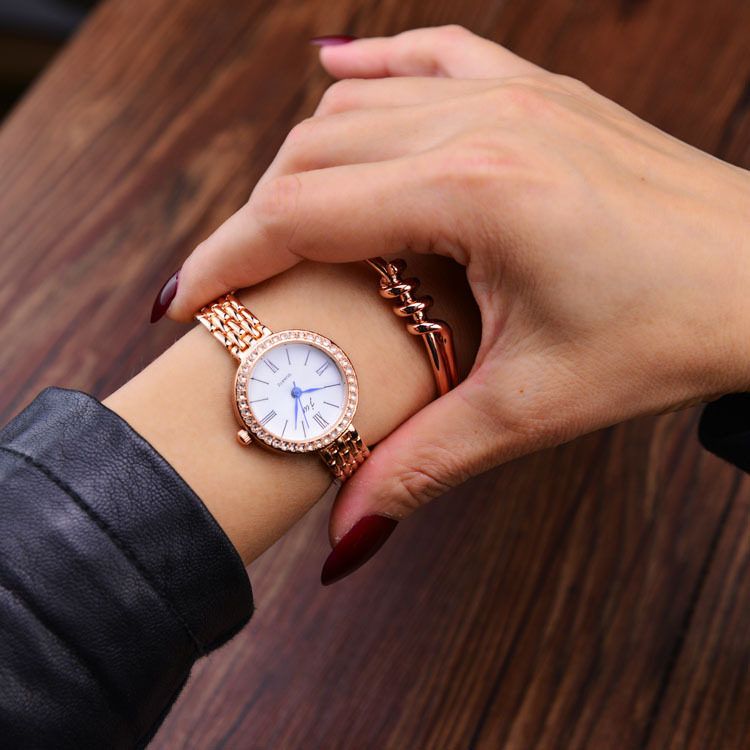 电视同款女表韩版时尚罗马条钉女士腕表玫瑰金色学生环钻手链表