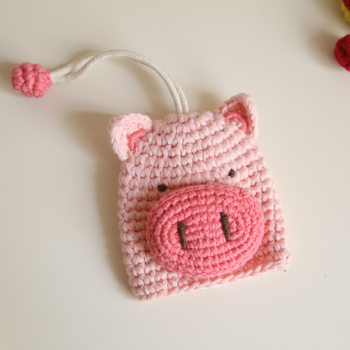 Cartoon Cute Knitted Key Bag Handmade Knitted Key Protective Cover Women's Cartoon Car Key Bag Finished Product