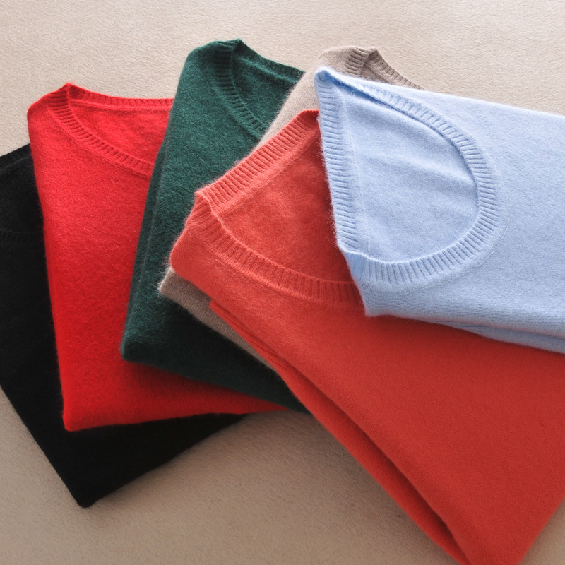 毛衣女针织女装秋冬新款圆领修身毛衫短款大码套头打底衫